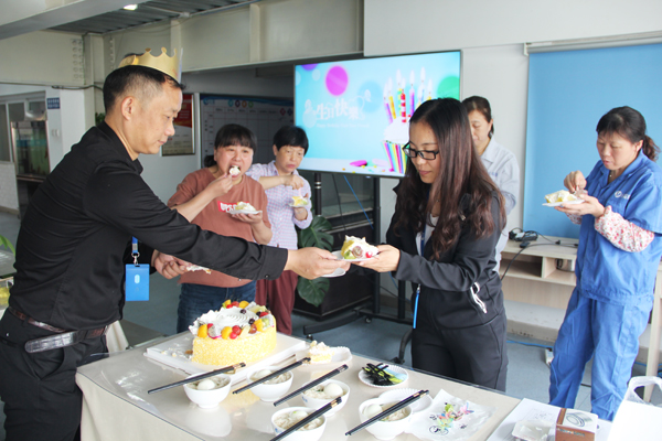 PA视讯集团官网5月员工生日会——温情五月 暖动人心